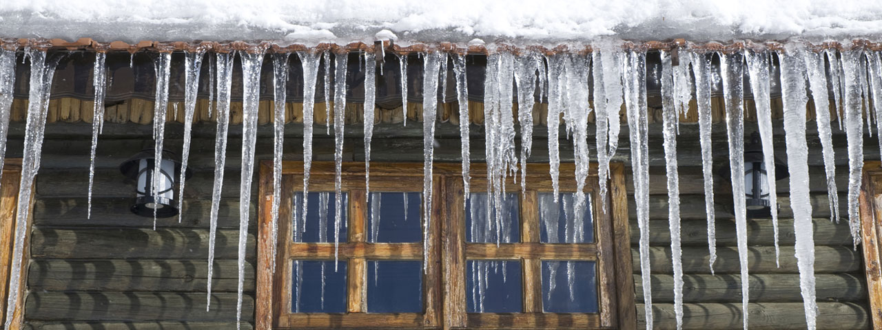 spray foam prevents ice dams by providing proper insulation in Red Deer attic spaces